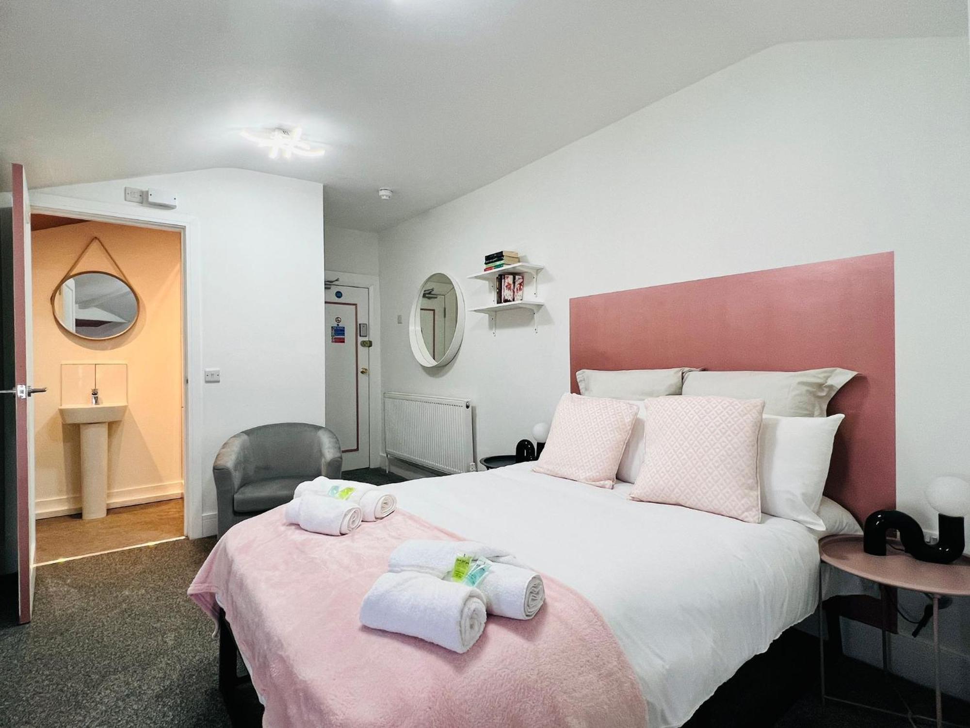 One Battison - Affordable Rooms, Suites & Studios In Stoke On Trent Exterior foto