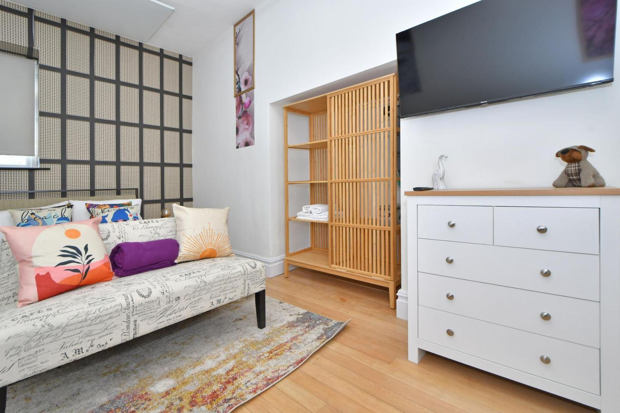 One Battison - Affordable Rooms, Suites & Studios In Stoke On Trent Exterior foto